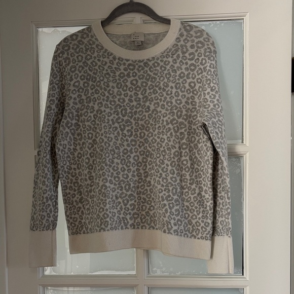 A New Day Gray Animal Print Sweater - Picture 1 of 3